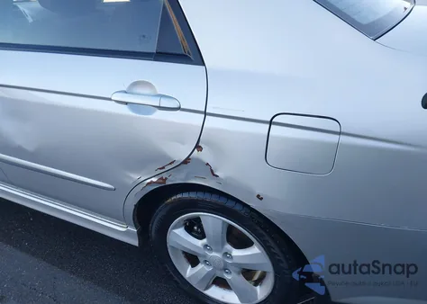 2008 Kia Spectra Sx z USA, uszkodzony, nr VIN KNAFE121085019683